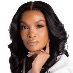 Vuyiswa M’Cwabeni headshot